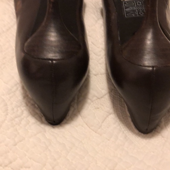 Nine West size 8.5 M brown heels. - Picture 7 of 16